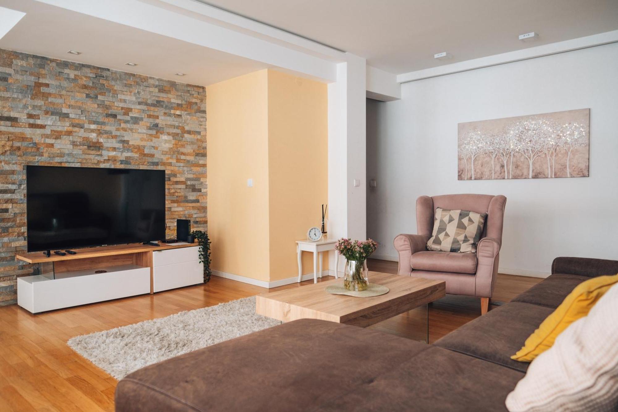 Crown Central Three Bedroom Apartment Beograd Bagian luar foto
