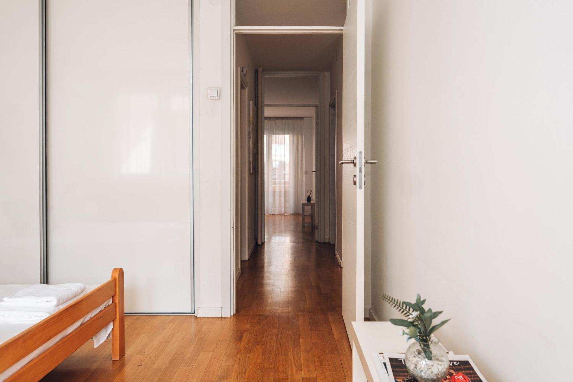 Crown Central Three Bedroom Apartment Beograd Bagian luar foto